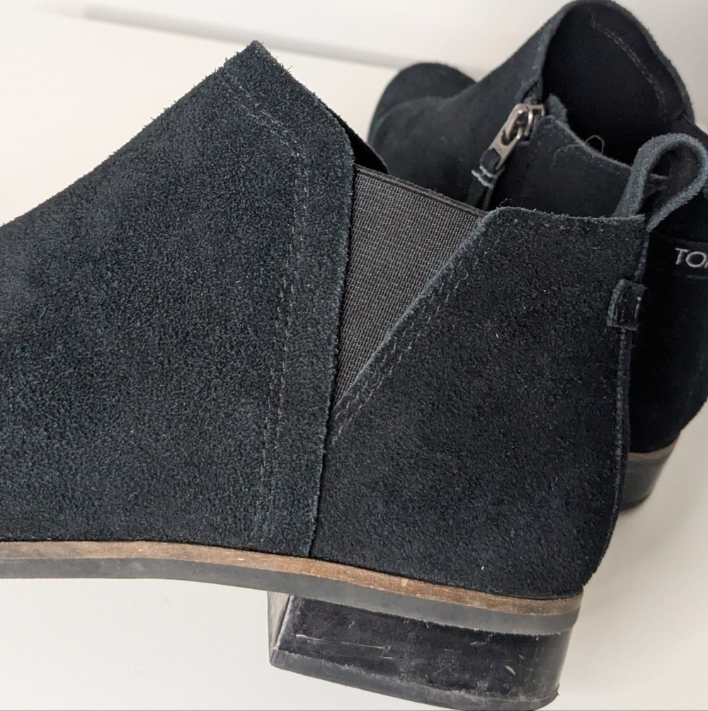 TOMS Reese Suede Almond Toe Booties - black womens size 7.5 - Picture 6 of 8